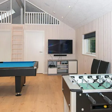 10 Person Holiday In R M بيت للعطل *